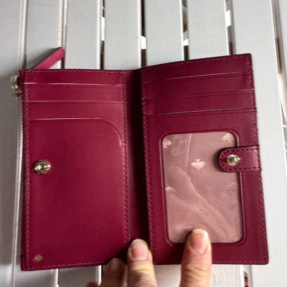 Kate Spade  Leila Slim Bifold leather walllet Burgundy - Picture 5 of 6